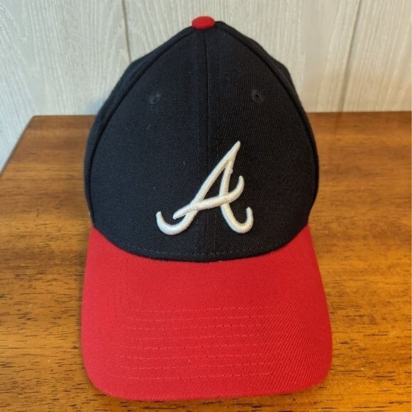 Atlanta Braves Genuine Merchandise baseball hat Wool blend  New Era fitted OSFM - Picture 5 of 8